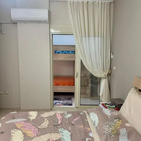 The Azure - Family Beachfront Apartmán