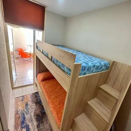 The Azure - Family Beachfront Apartmán *