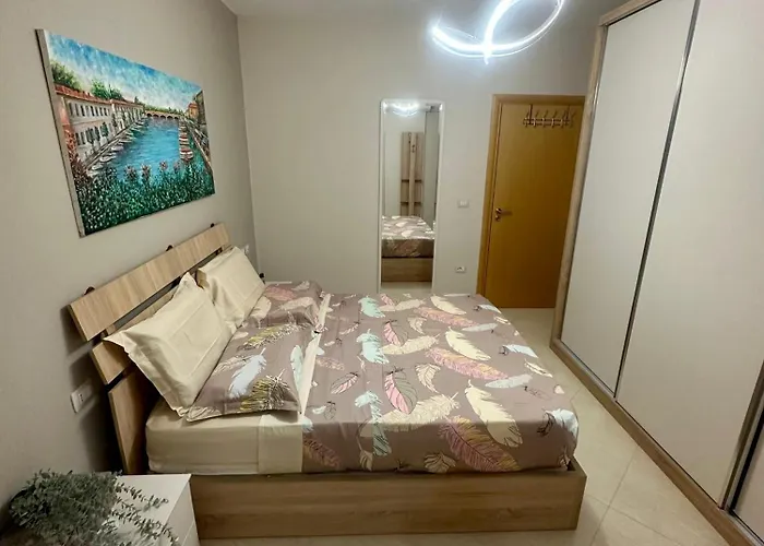 The Azure - Family Beachfront Apartament Wlora